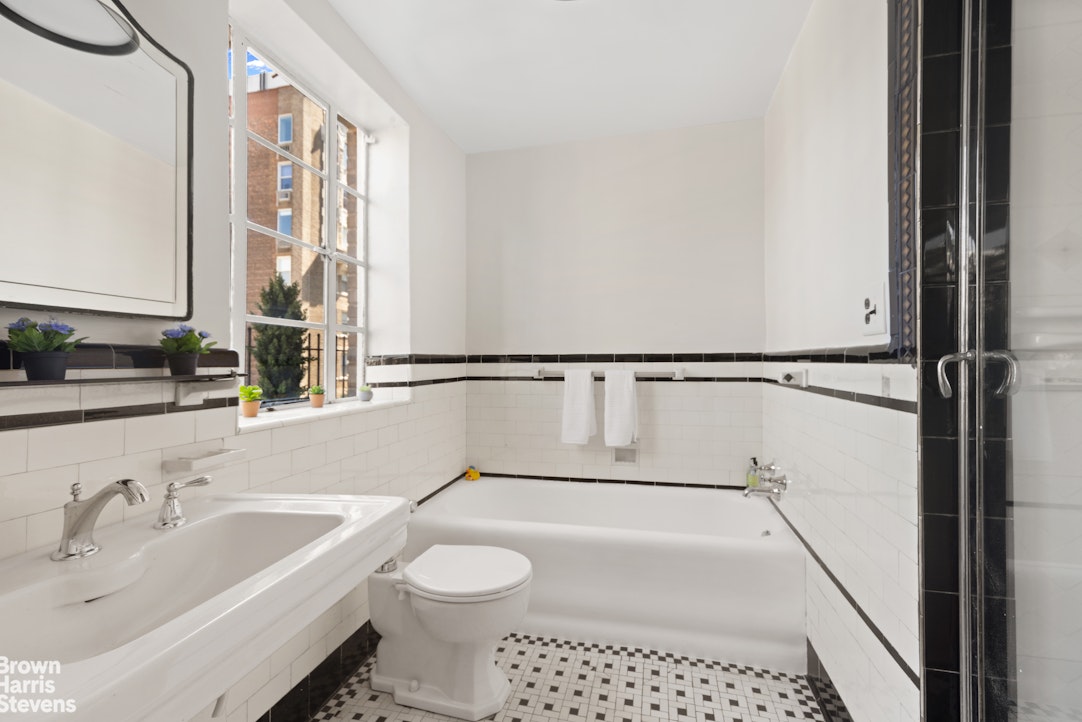 320 Central Park West 11H Central Park West New York NY 10025