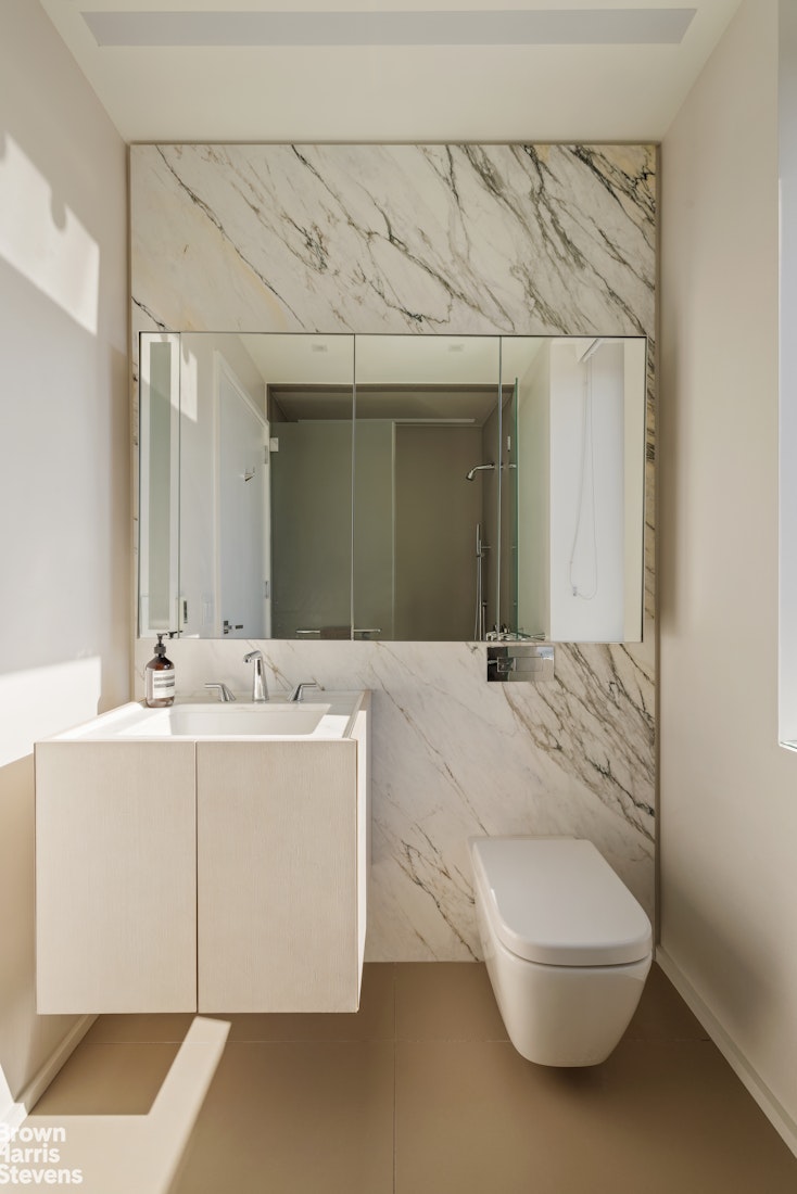 121 East 22nd Street N1605 Gramercy Park New York NY 10010