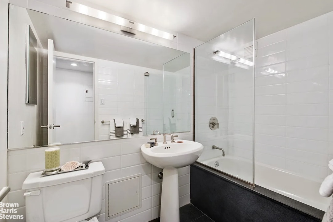 305 Second Avenue 542 Gramercy Park New York NY 10003