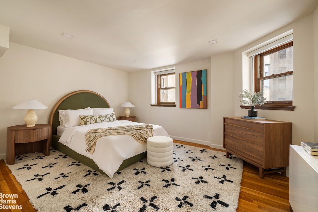 305 Second Avenue 542 Gramercy Park New York NY 10003