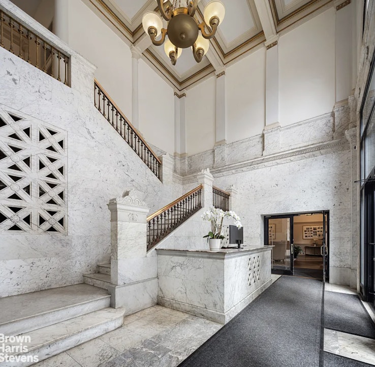 305 Second Avenue 542 Gramercy Park New York NY 10003