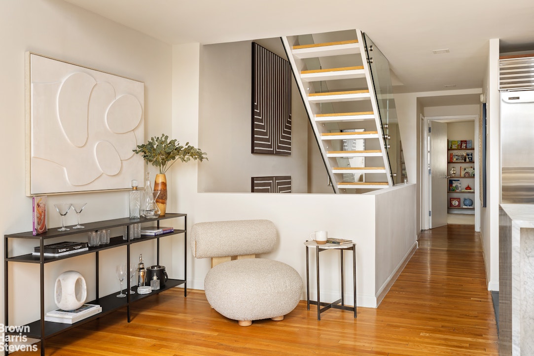 305 Second Avenue 542 Gramercy Park New York NY 10003