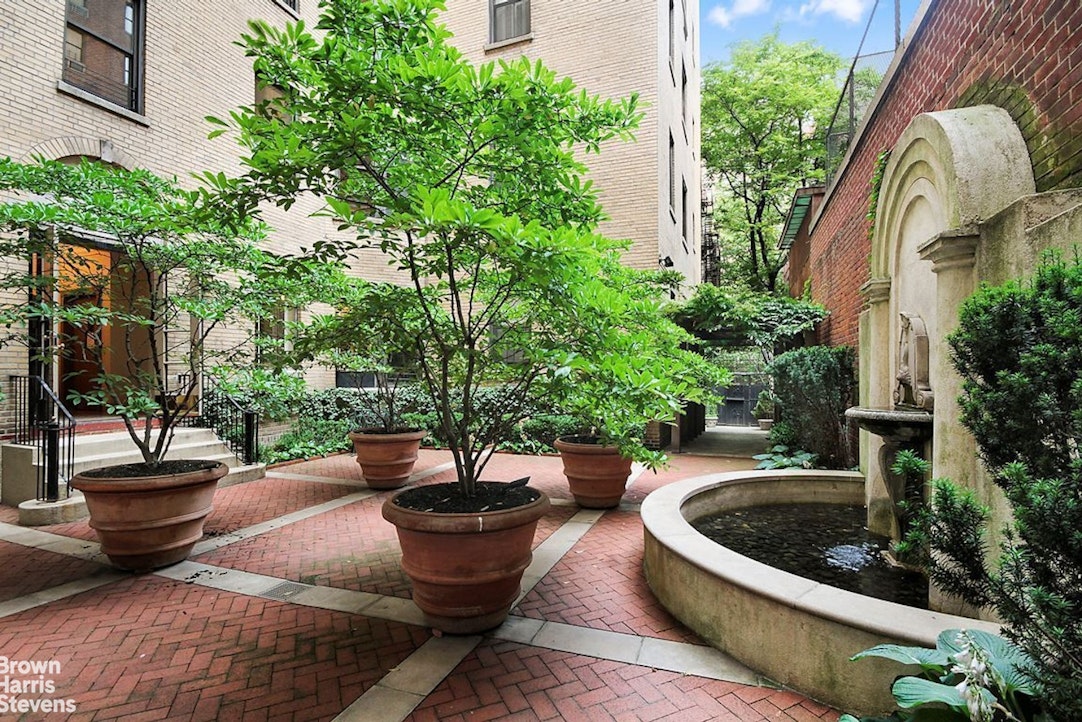 1349 Lexington Avenue Carnegie Hill New York NY 10128