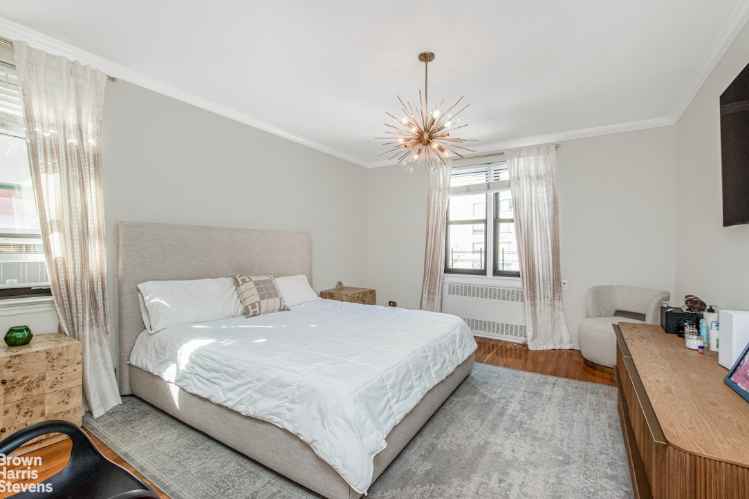 512 Kappock Street 2J Riverdale Bronx NY 10463