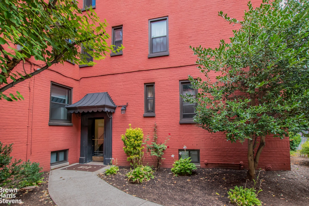 512 Kappock Street 2J Riverdale Bronx NY 10463