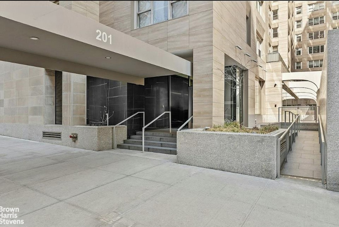 201 East 79th Street 5D Upper East Side New York NY 10075