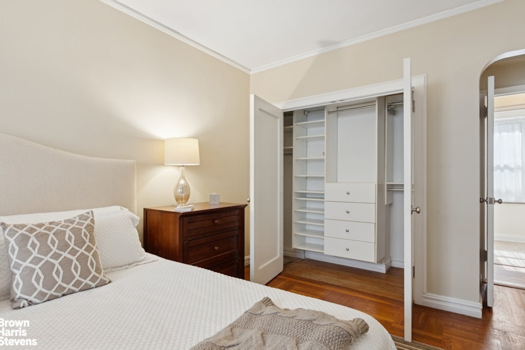 29 West 64th Street 5C Lincoln Square New York NY 10023