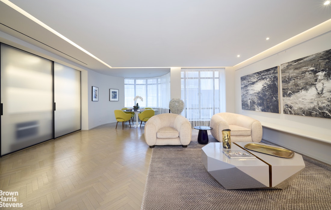 17 West 54th Street 8B Midtown West New York NY 10019