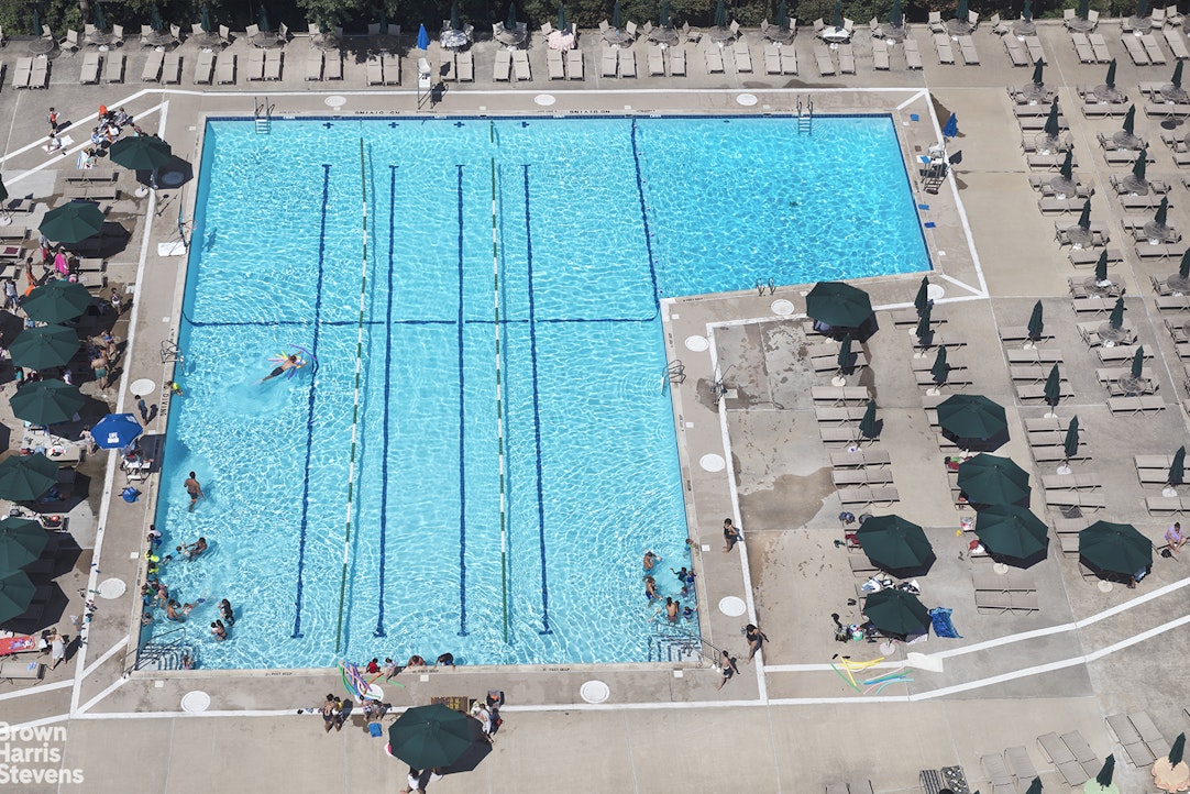 5700 Arlington Avenue 21R Riverdale Bronx NY 10471