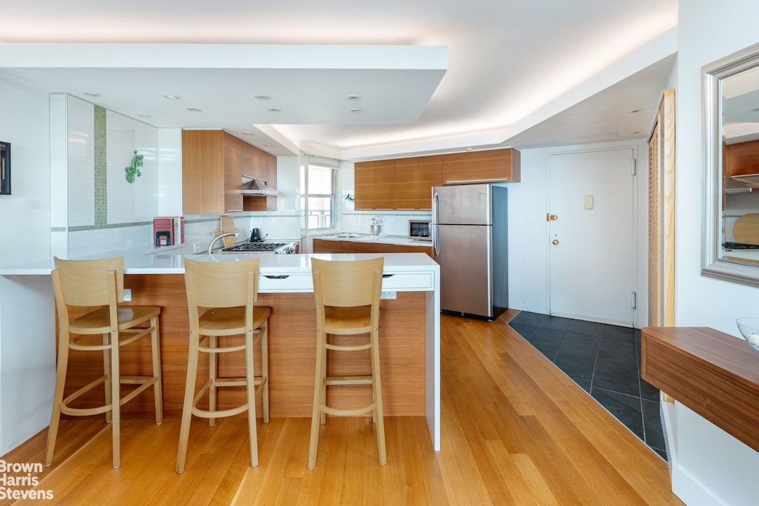 5700 Arlington Avenue 21R Riverdale Bronx NY 10471