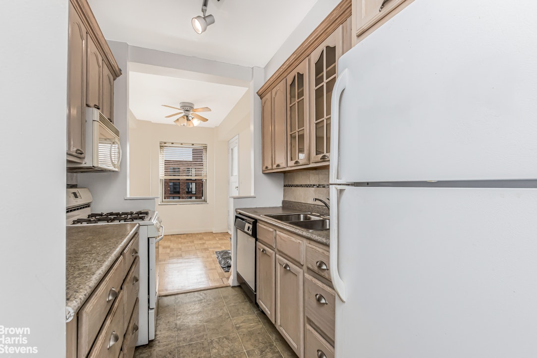 3515 Henry Hudson Parkway West 5G Riverdale Bronx NY 10463