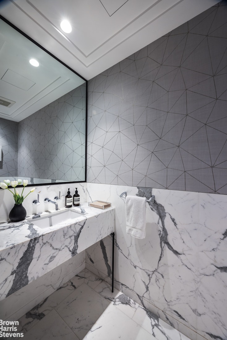 40 Bleecker Street 2F Noho New York NY 10012