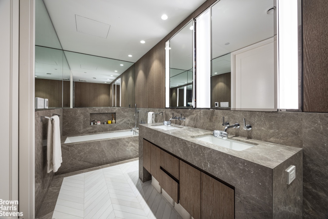 40 Bleecker Street 2F Noho New York NY 10012