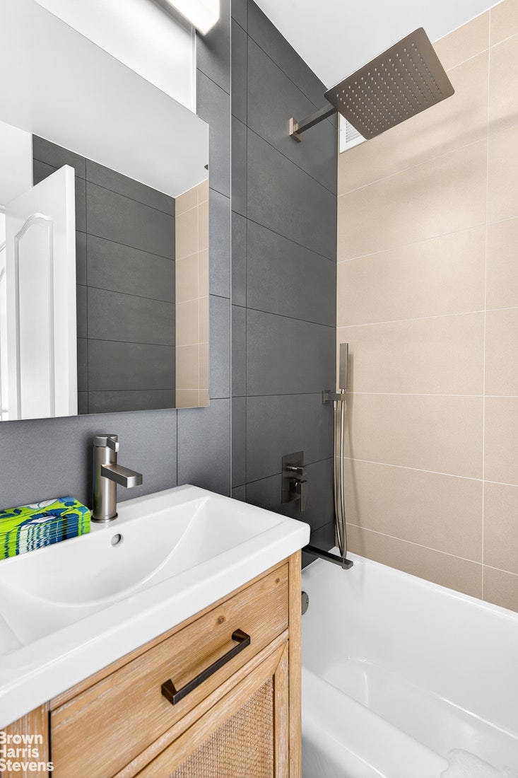 520 East 72nd Street 8U Upper East Side New York NY 10021