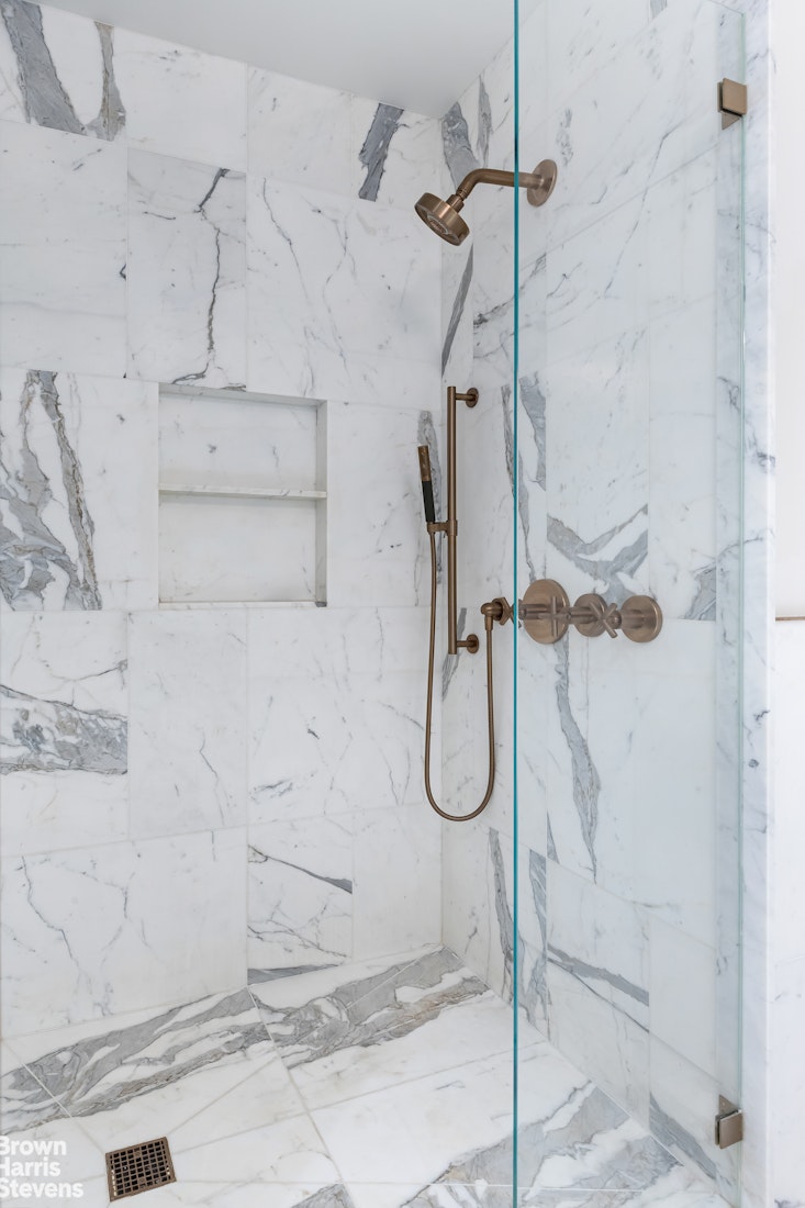 305 East 51st Street 6H Turtle Bay New York NY 10022