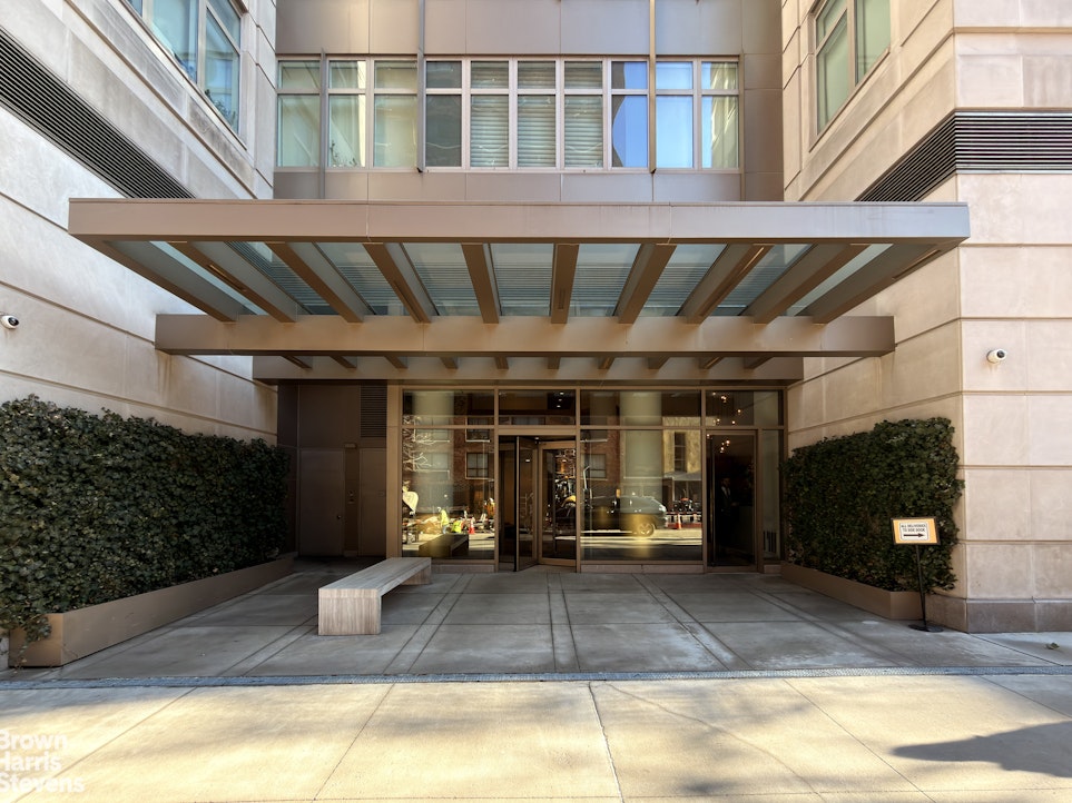 305 East 51st Street 6H Turtle Bay New York NY 10022