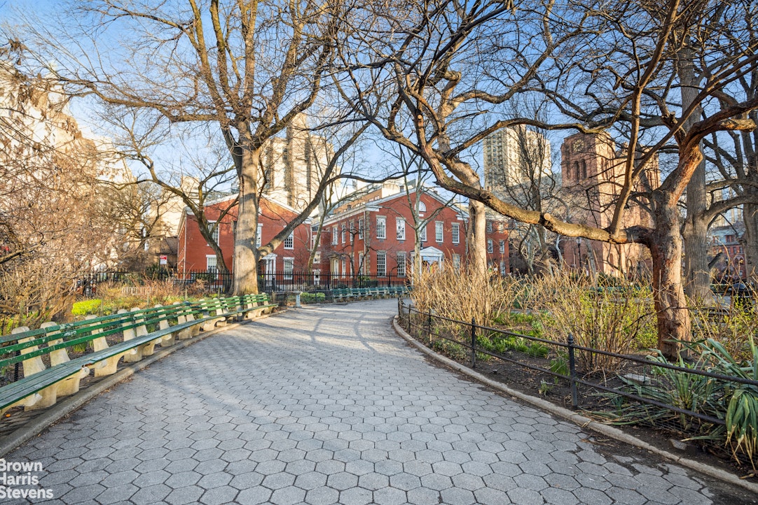 230 East 15th Street 7M Gramercy Park New York NY 10003