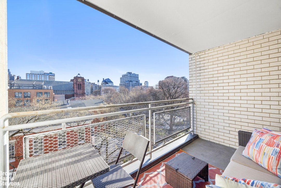 230 East 15th Street 7M Gramercy Park New York NY 10003