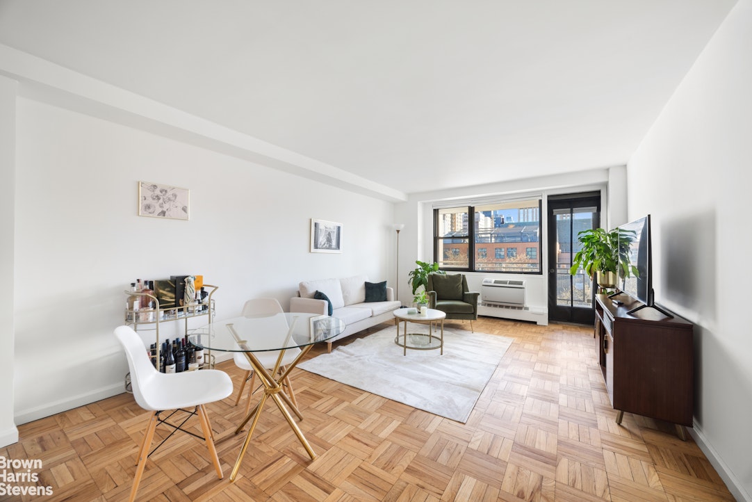 230 East 15th Street 7M Gramercy Park New York NY 10003