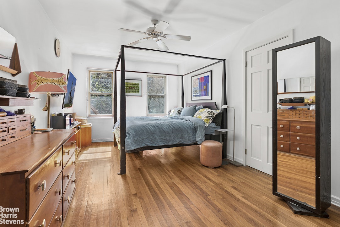 520 East 90th Street 2LGM Upper East Side New York NY 10128