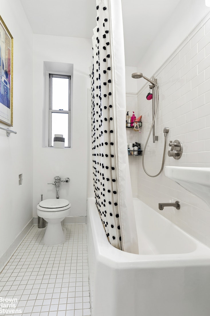 520 East 90th Street 2LGM Upper East Side New York NY 10128