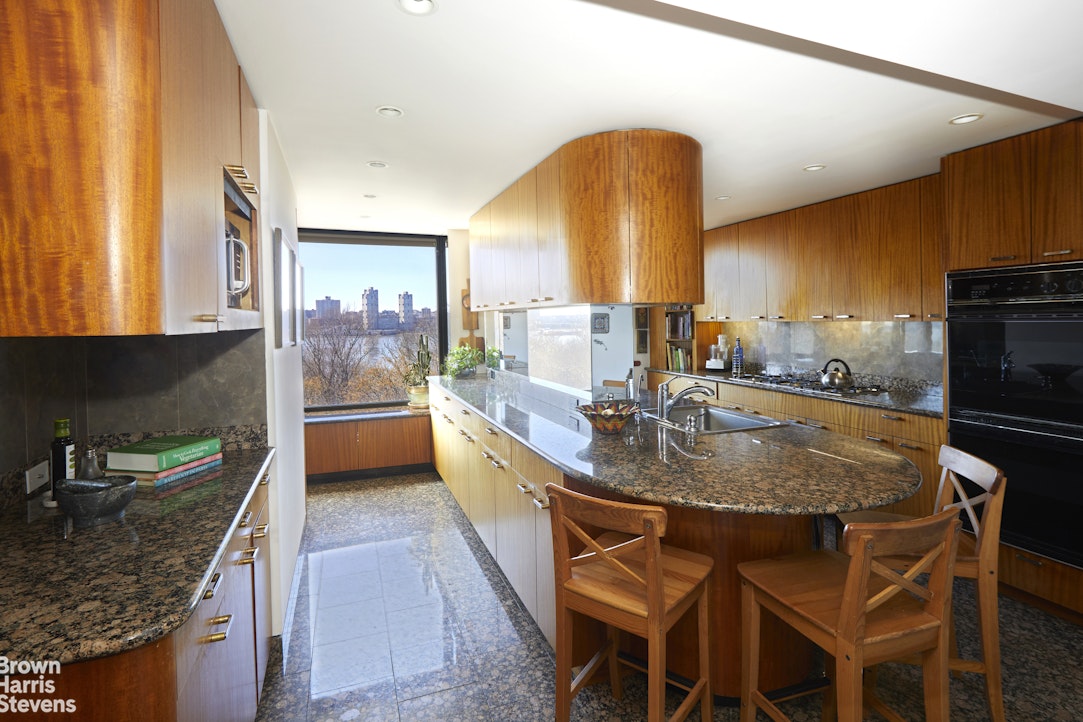 118 Riverside Drive 7D Upper West Side New York NY 10024