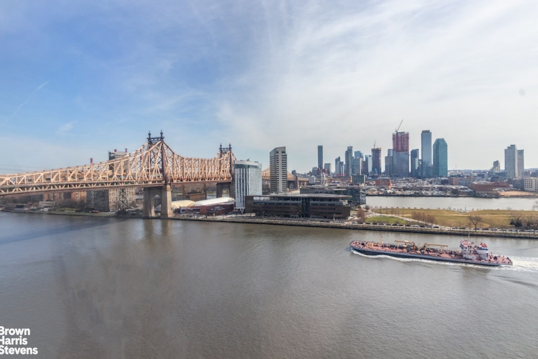 1 Sutton Place South 11A Sutton Place New York NY 10022