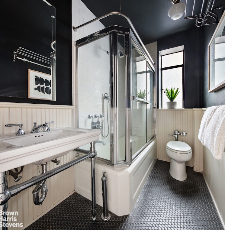 255 West 23rd Street 5EB Chelsea New York NY 10011