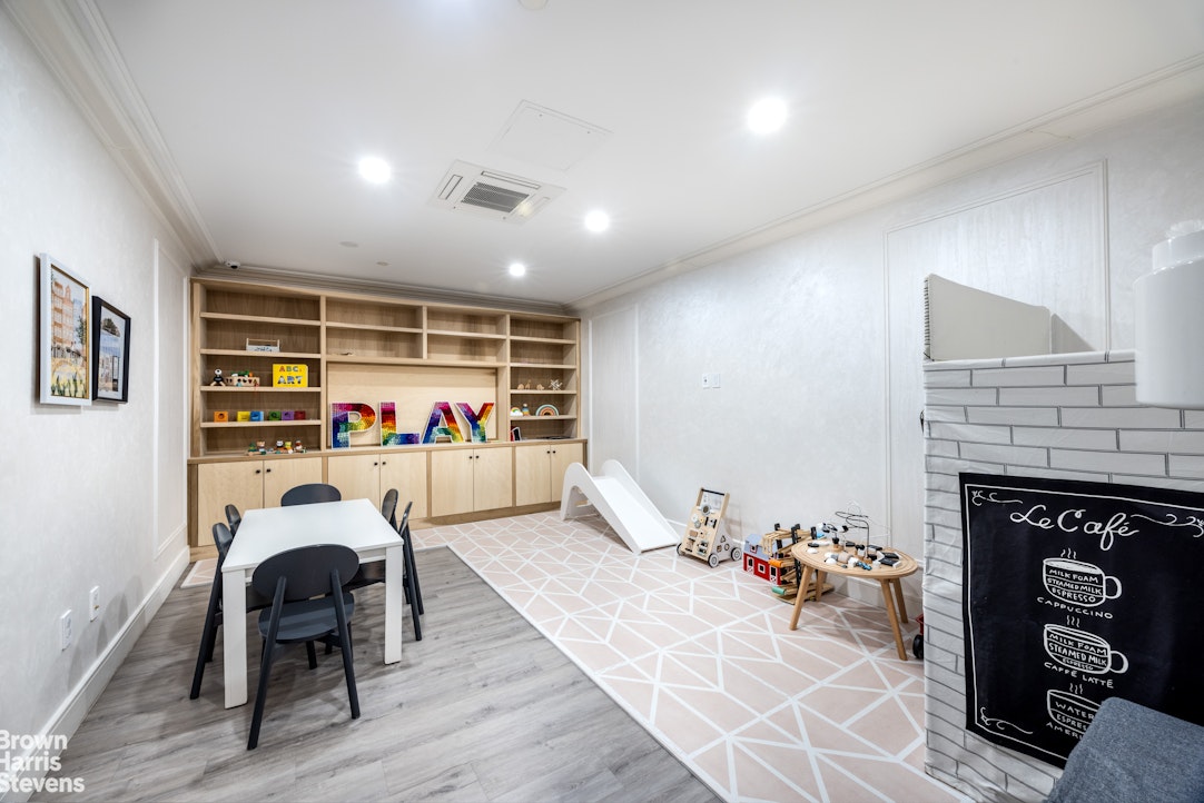 333 East 82nd Street Upper East Side New York NY 10028