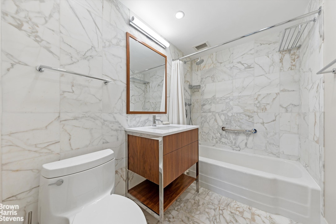 870 United Nations Plaza Beekman Place New York NY 10017