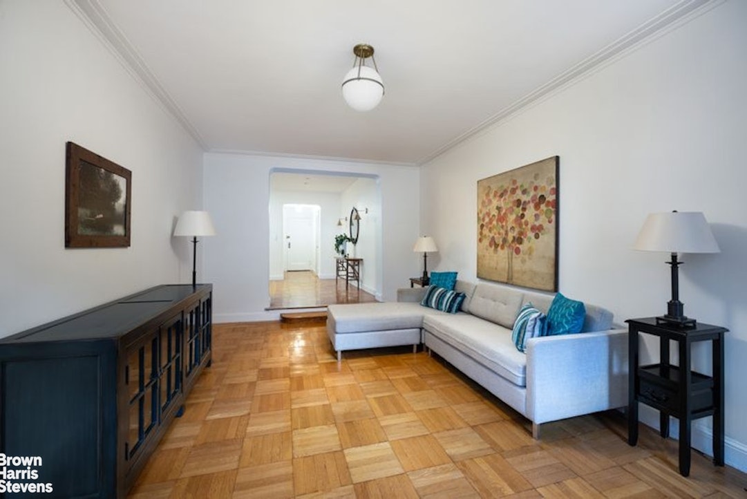 349 East 49th Street 3T Turtle Bay New York NY 10017