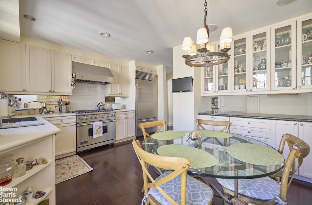 1088 Park Avenue 15A Carnegie Hill New York NY 10128