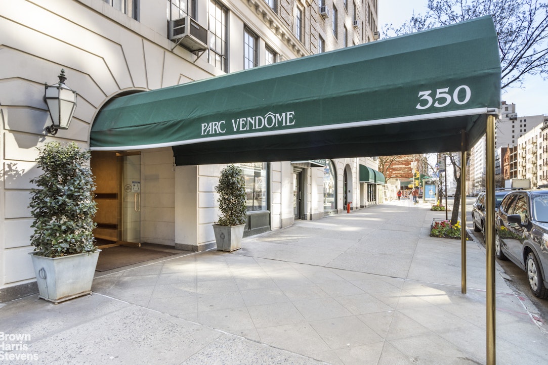 350 West 57th Street 5E Clinton New York NY 10019