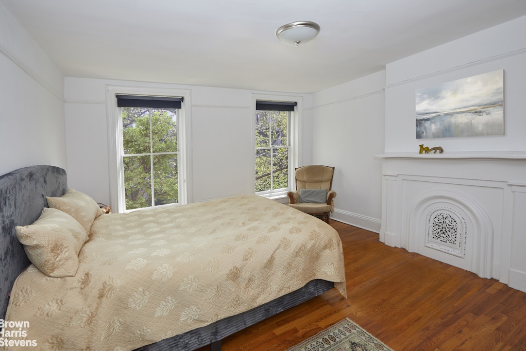 21-13 45th Avenue Long Island City Queens NY 11101