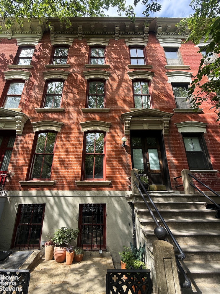 21-13 45th Avenue Long Island City Queens NY 11101