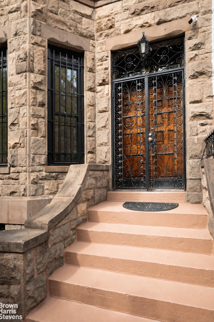 143 West 94th Street Upper West Side New York NY 10025