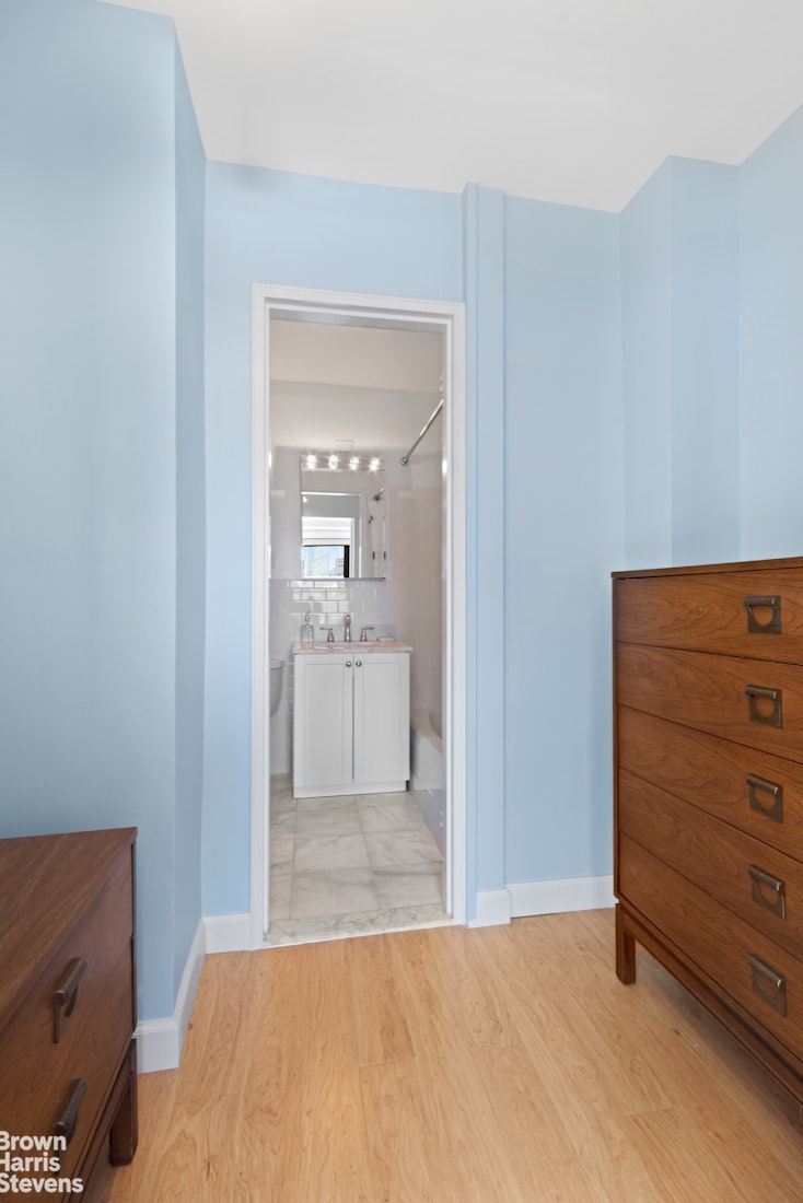 142 West End Avenue 18RS Lincoln Square New York NY 10023