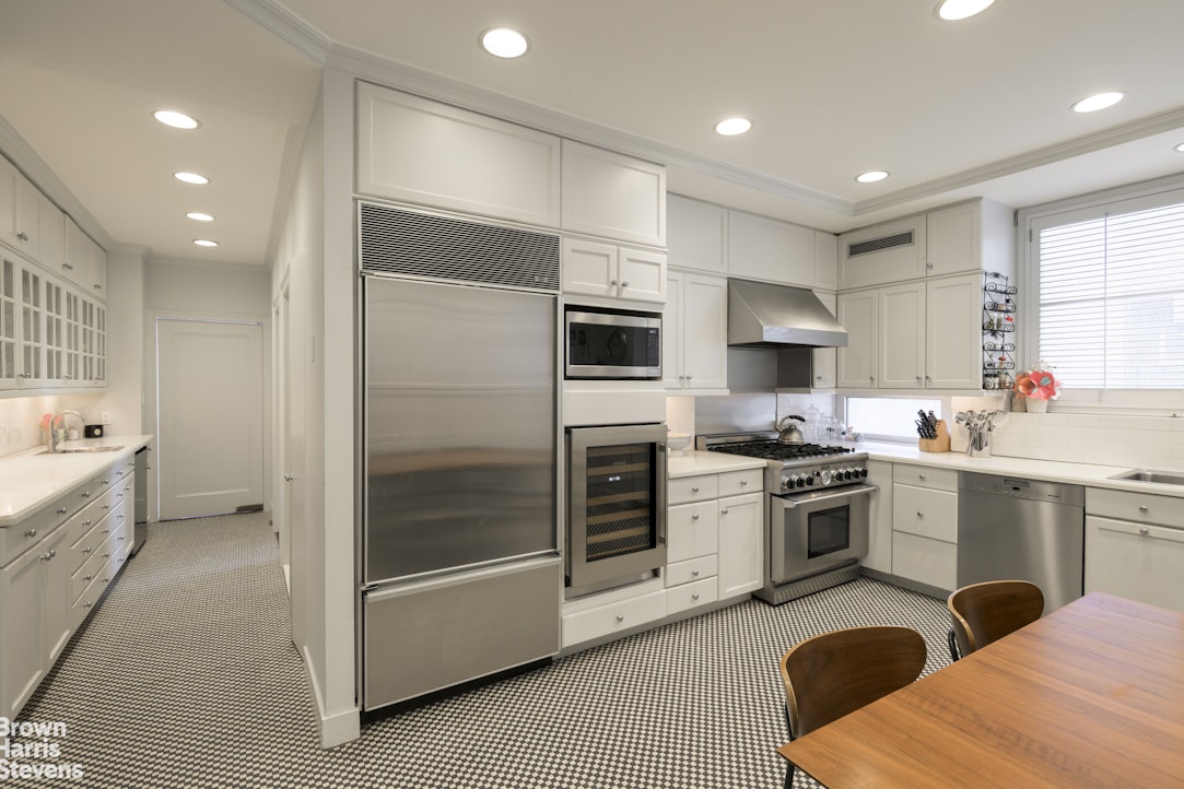 784 Park Avenue 10A Upper East Side New York NY 10021