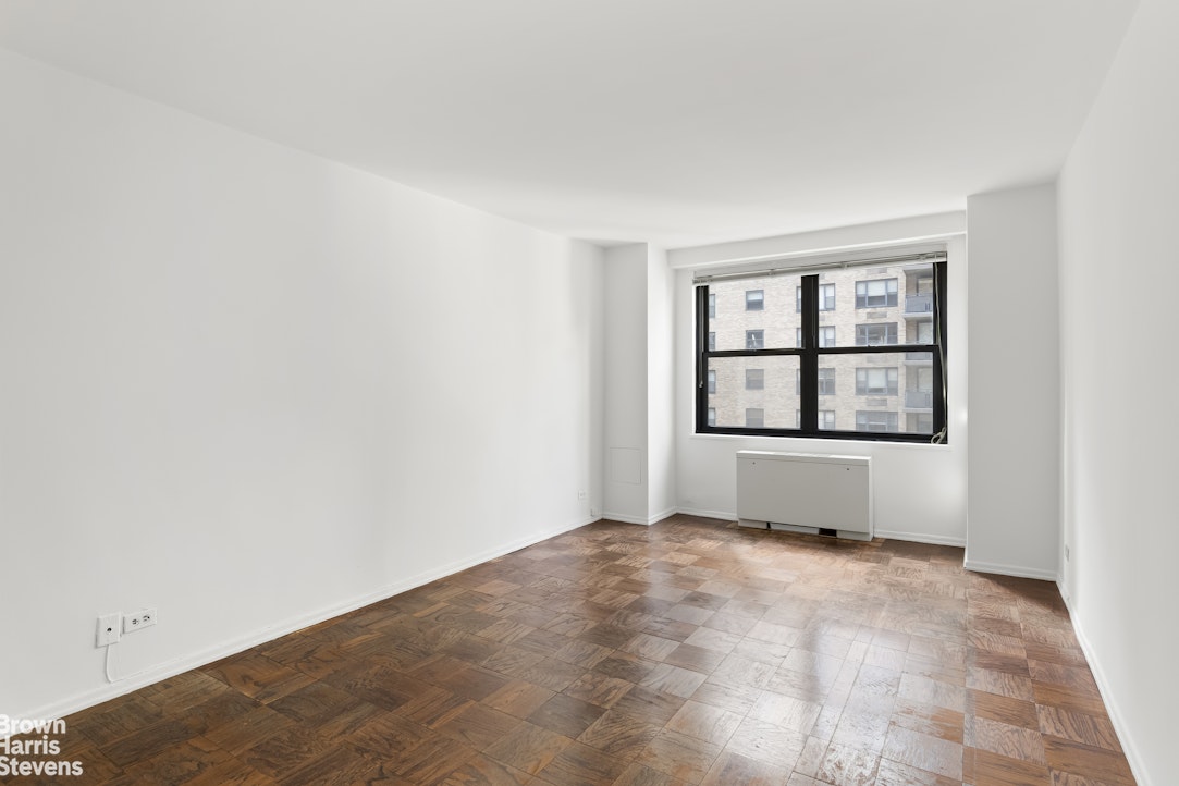 305 East 40th Street Tudor City New York NY 10016