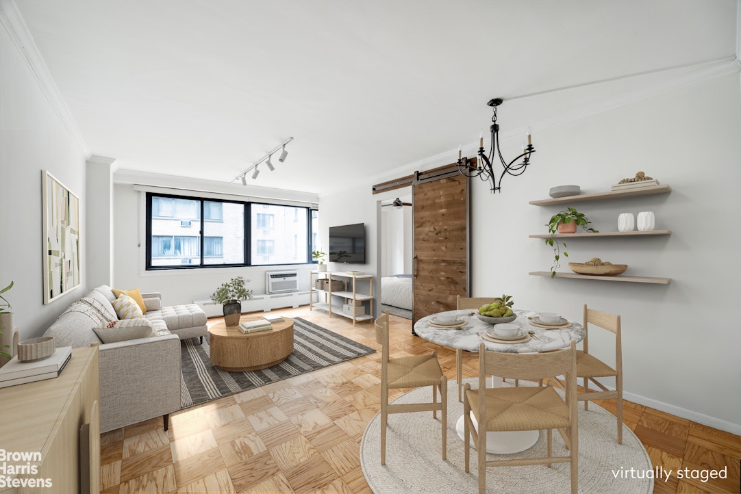 16 West 16th Street 5NS Flatiron District New York NY 10011