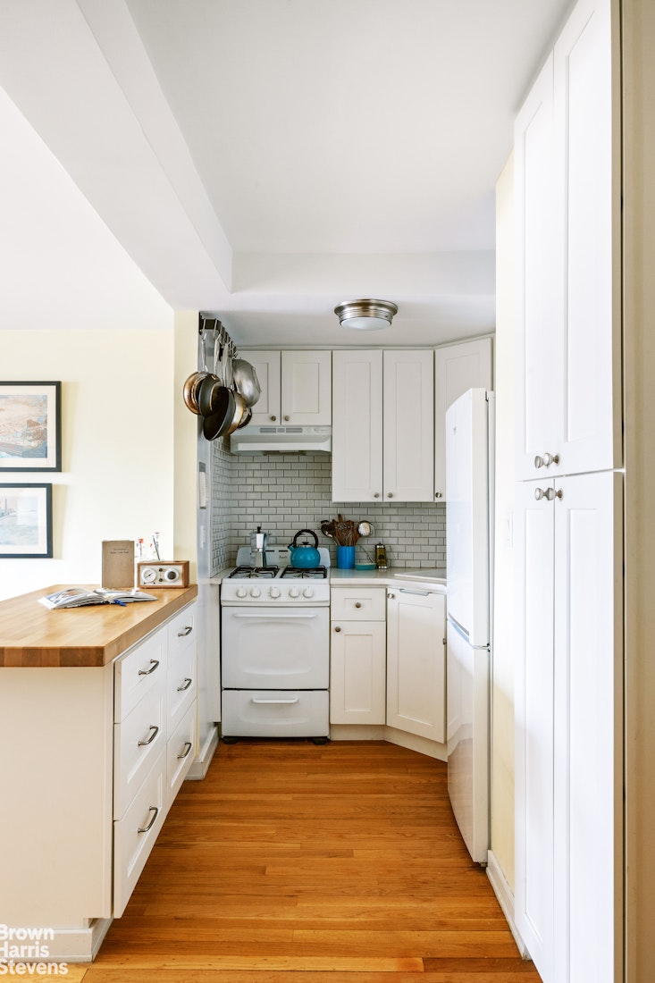 39-76 57th Street 4G Woodside Queens NY 11377