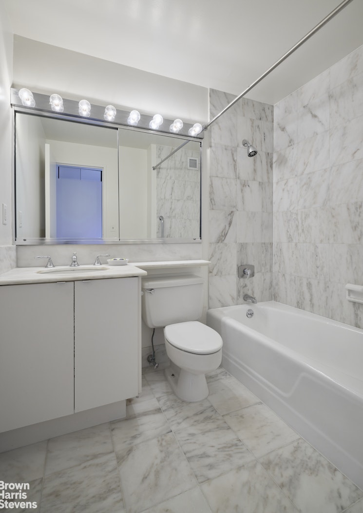 40 East 94th Street Carnegie Hill New York NY 10128