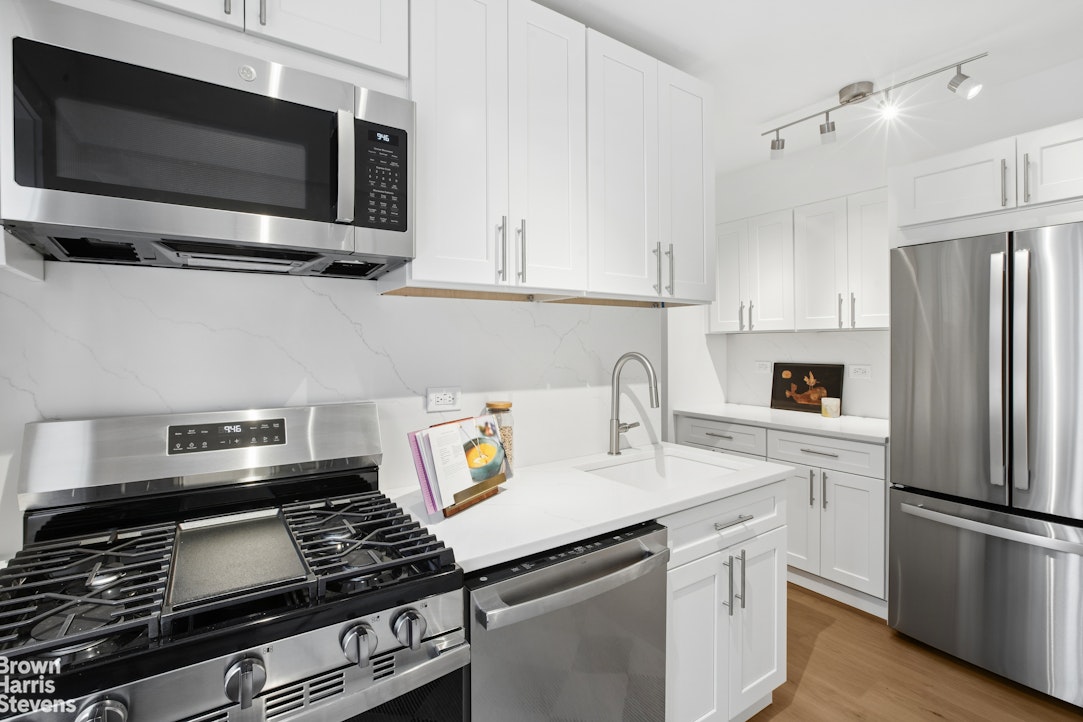 249 East 48th Street 11B Turtle Bay New York NY 10017