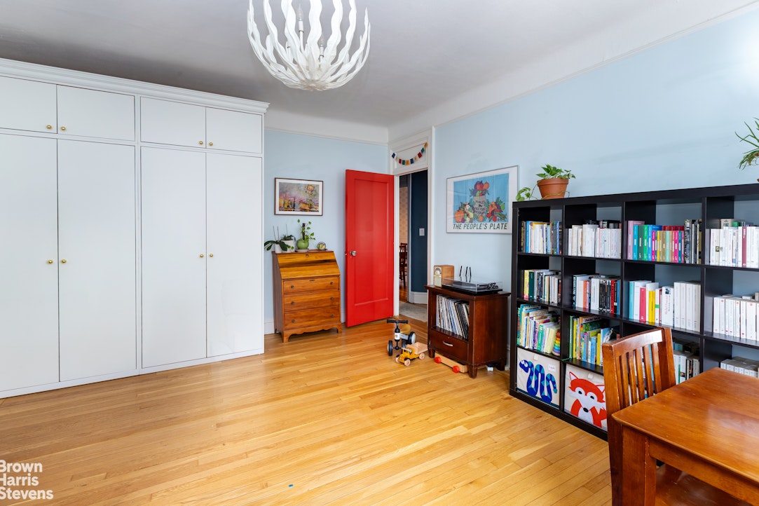 35-28 80th Street 22 Jackson Heights Queens NY 11372