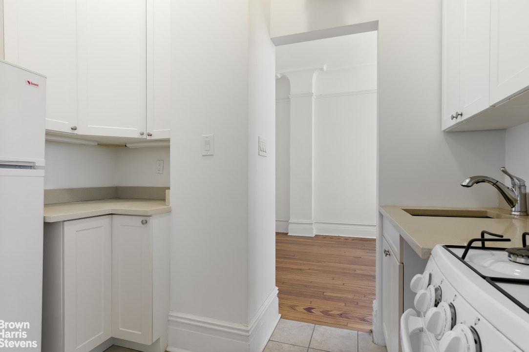 417 Riverside Drive 3B Morningside Heights New York NY 10025