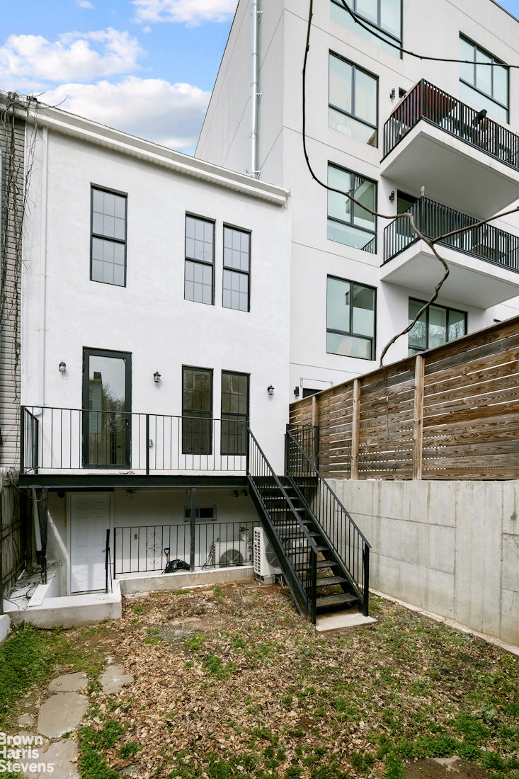 1058 Jefferson Avenue Bushwick Brooklyn NY 11221