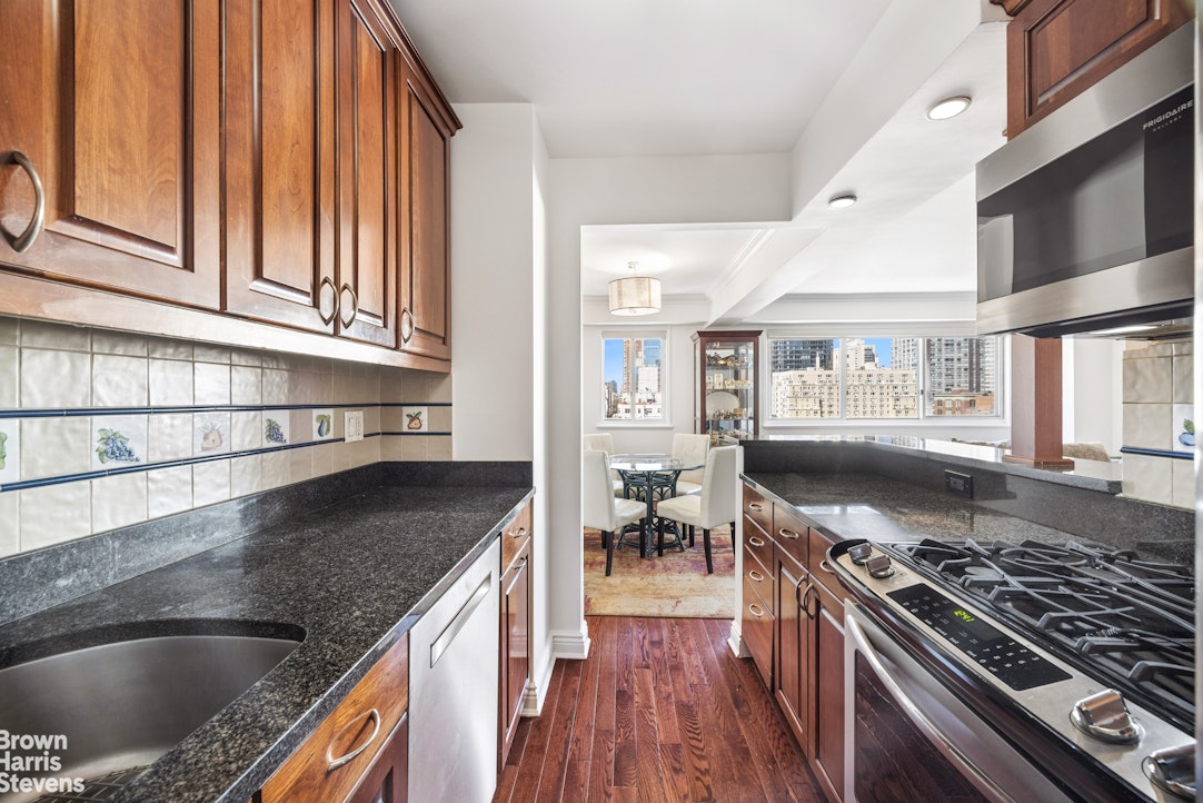 401 East 65th Street 15C Upper East Side New York NY 10065