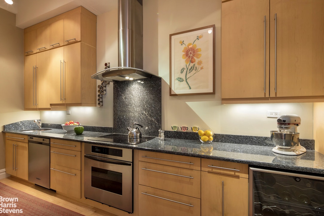 244 Madison Avenue 16A Murray Hill New York NY 10016