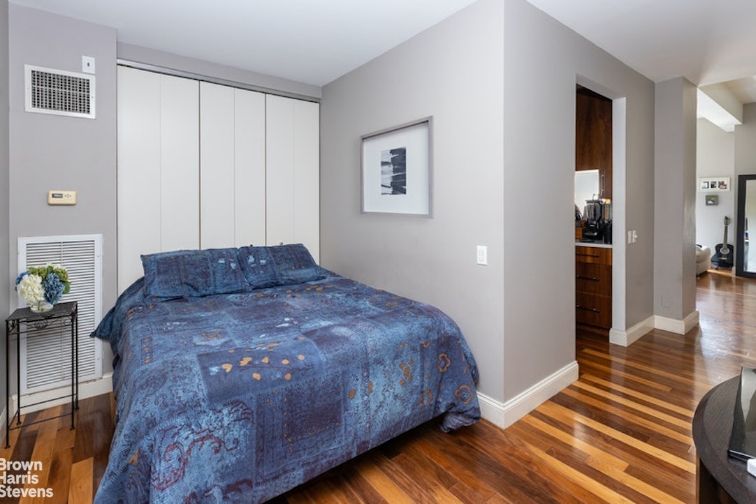 88 Greenwich Street 1613 Financial District New York NY 10006