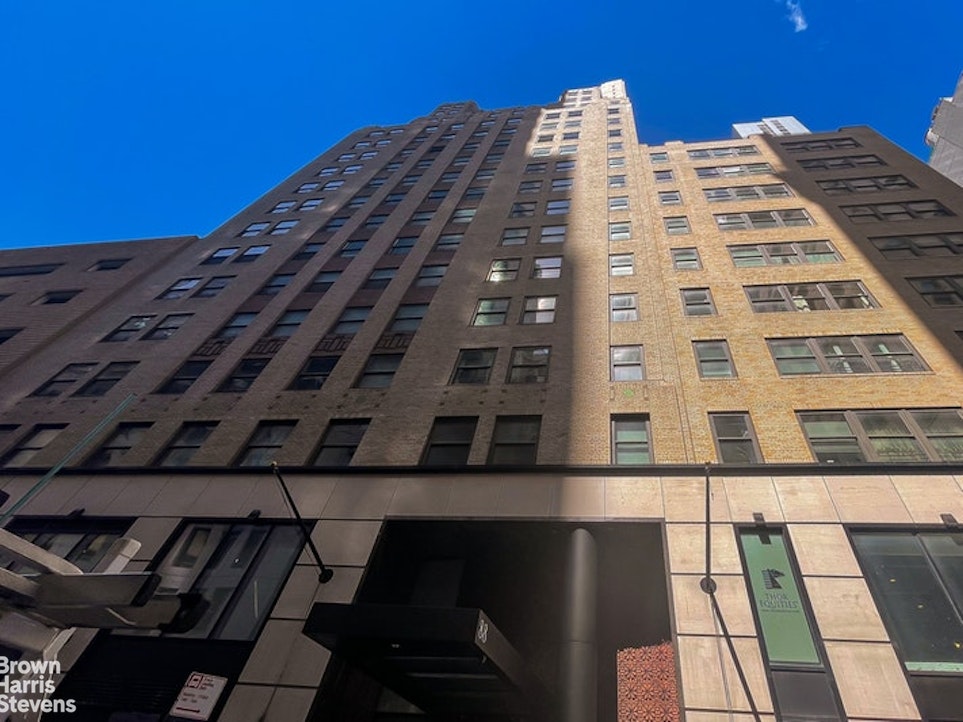 88 Greenwich Street 1613 Financial District New York NY 10006